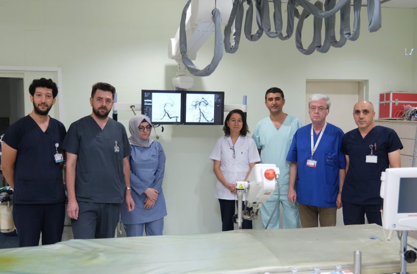  Sivas’ta İlk Kez Gerçekleştirilen Nöroradyoloji Operasyonu