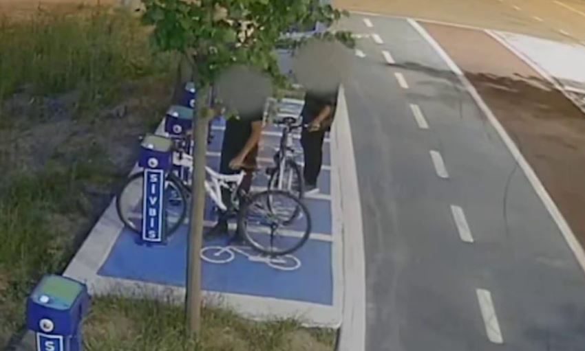  Sivas’ta belediyenin bisikletlerini çaldılar