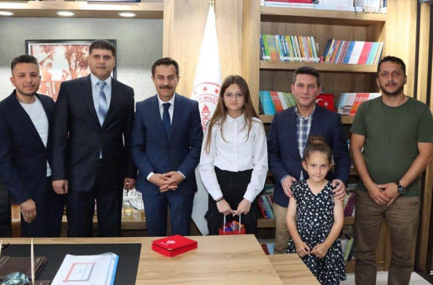  Millî Eğitim Müdürü Ergüven Aslan, Türkiye ikincisi olan Buruciye BİLSEM öğrencilerini tebrik etti