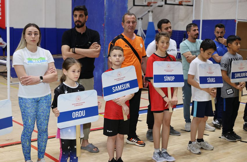  Türkiye Cimnastik Federasyonu ile Sivas Gençlik ve Spor İl Müdürlüğü organizesinde yapılan Cimnastik Parkur Türkiye Şampiyonası Sivas’ta başladı