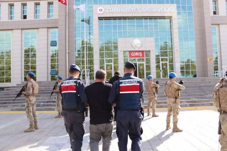  Jandarma Genel Komutanlığı’nın Koordineli Operasyonları Sonucunda 255 Terör Örgütü Mensubu Yakalandı