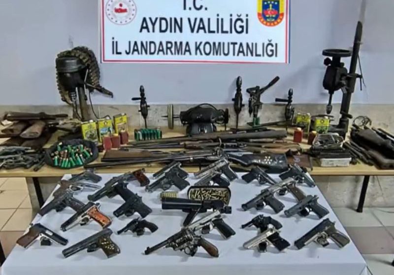  Ruhsatsız Silah Taşıyanlar ve Silah Kaçakçılarına ‘Mercek-6’ Operasyonu: 1129 Gözaltı