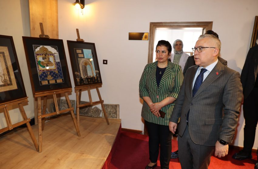 Vali Şimşek, Sivas Olgunlaşma Enstitüsü bünyesinde faaliyet gösteren ‘Kültür ve Sanat Evi’ni ziyaret etti