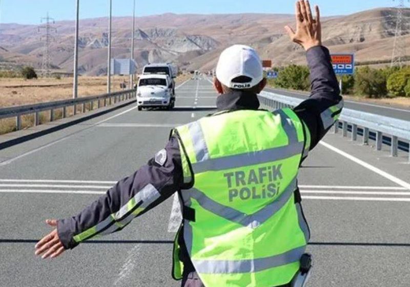  Emniyet ve Jandarma Trafik Ekipleri, 22-29 Ağustos 2024 Tarihleri Arasında 2 Milyon 365 Bin Aracı Denetledi