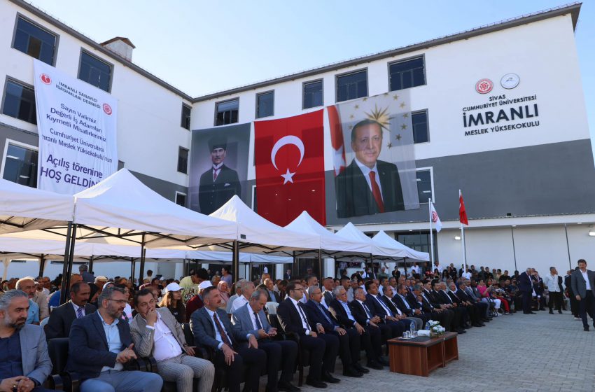  İmranlı Meslek Yüksekokulu Binası Açıldı