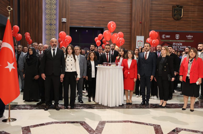  29 Ekim Cumhuriyet Bayramı’nın 101. yıl dönümü nedeniyle Valilik tarafından resepsiyon düzenlendi