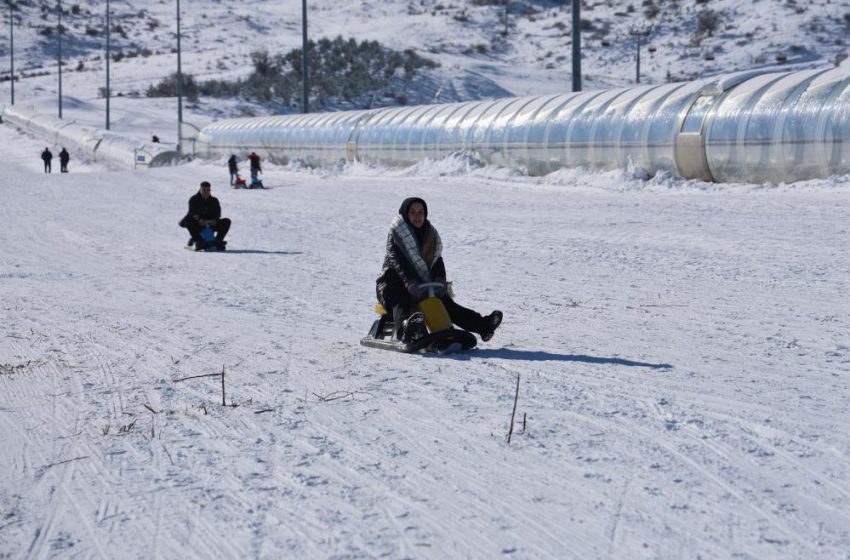  Kış sporlarının yıldızı sezonu açtı