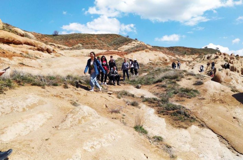  Dünyadaki Mars’ta doğa yürüyüşü