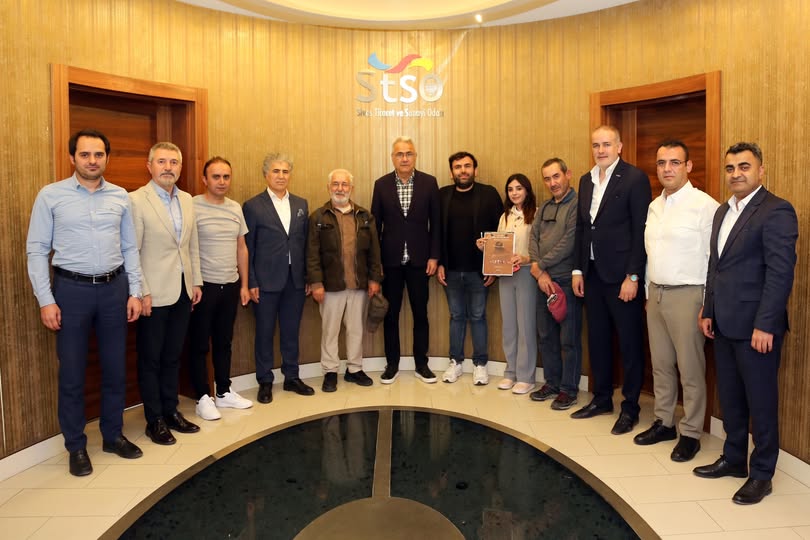 Ali Sürmeli ve Film Ekibinden STSO Başkanı Özdemir’e Ziyaret