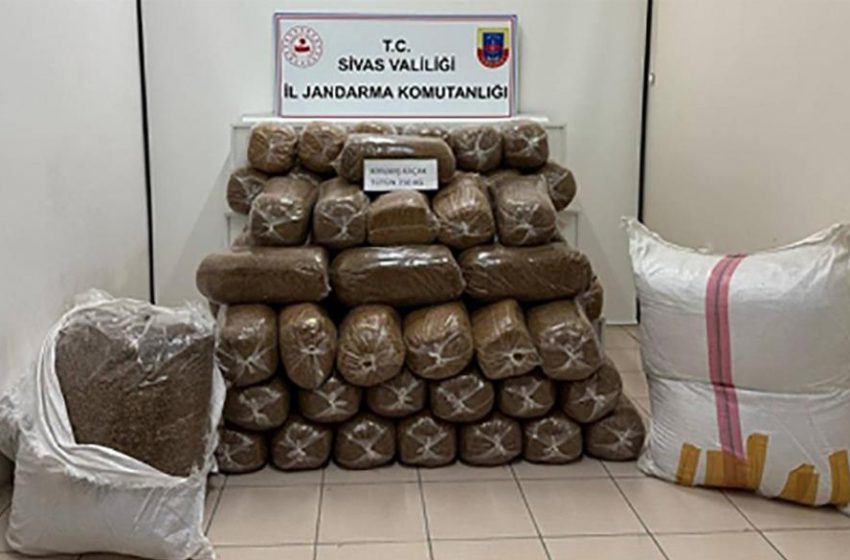 Binlerce bandrolsüz sigara ele geçirildi