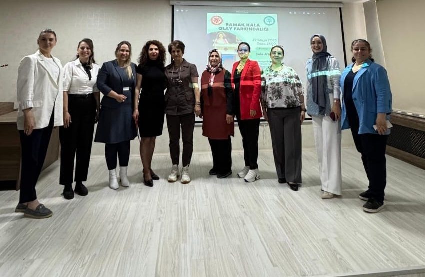  Cumhuriyet Üniversitesi’nde Ramak Kala Olay Farkındalığı Etkinliği Düzenlendi