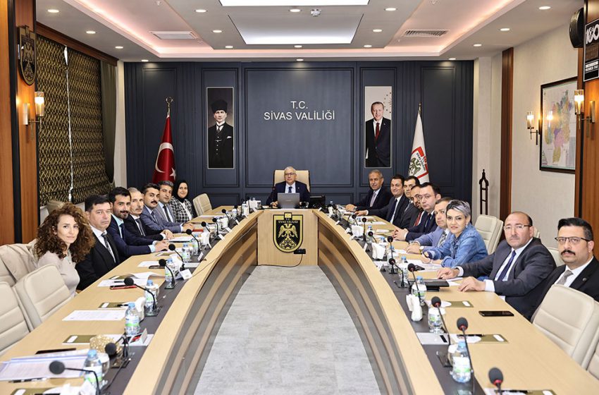  Sivas’ta Sahipsiz Hayvanlar İçin Koordinasyon ve Rehabilitasyon Gündemde
