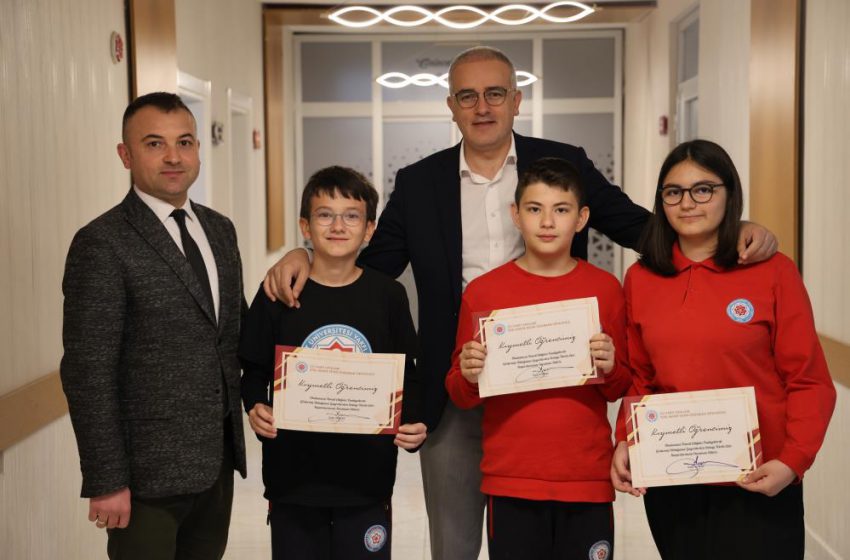  Uluslararası Kanguru Fen sınavlarında CÜ Vakfı Okulları rüzgarı esti