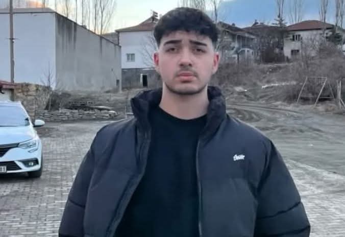  Divriği’de Motosiklet Kazasında Hayatını Kaybeden Genç, Yürekleri Dağladı