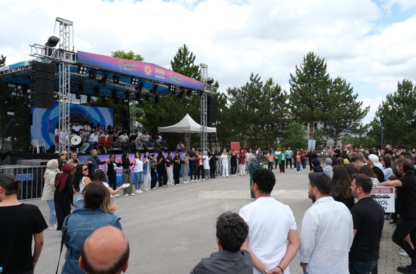  Gençlik Festivali SCÜ Kampüsüne Coşkuyla Geri Döndü
