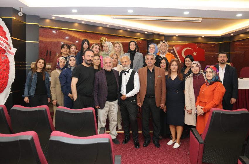  Kuaförler Odası’ndan Uygulamalı Eğitimi