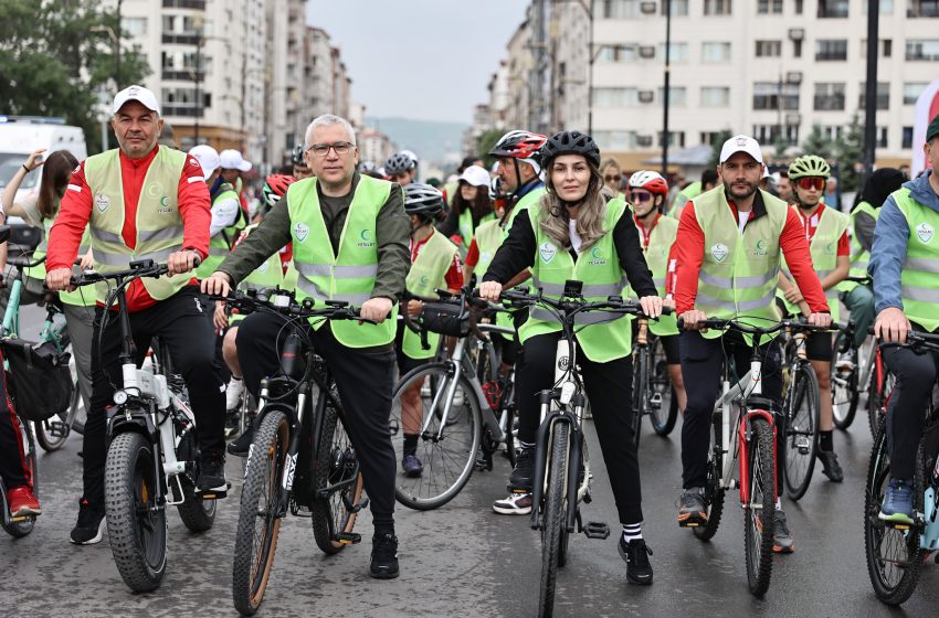 Sivas’ta 12. Geleneksel Yeşilay Bisiklet Turu Coşkuyla Gerçekleştirildi
