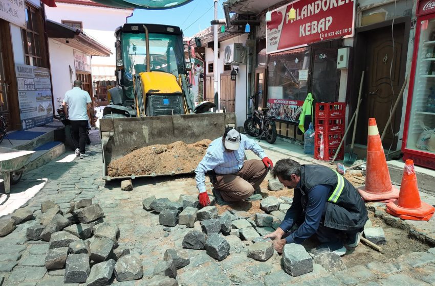  Divriği’de Belediye Ekiplerinden geçen hafta Yoğun Hizmet