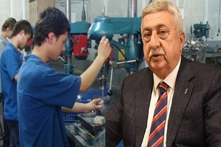  Palandöken: “Yaz Tatili, Gençler İçin Meslek Öğrenmede Büyük Bir Fırsat”
