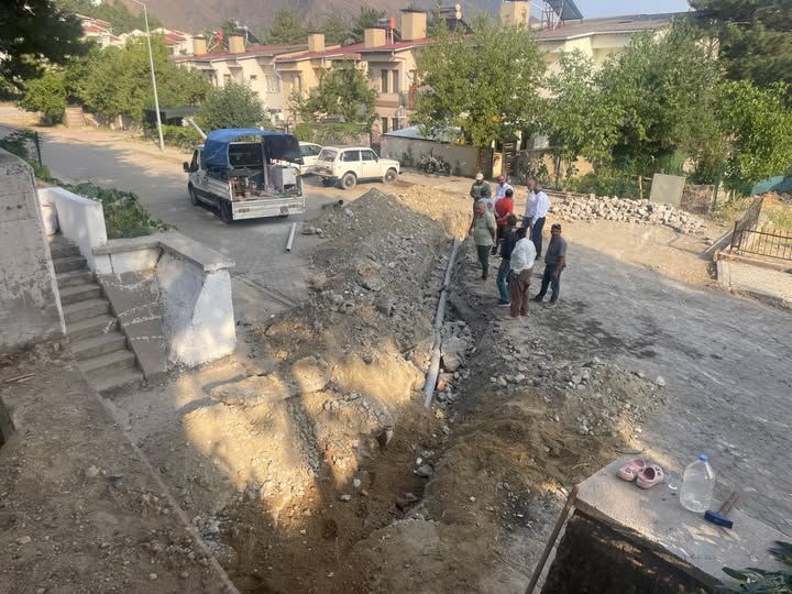  Başkan Akbaş; Divriği’de Altyapı Çalışmaları Aralıksız Sürüyor