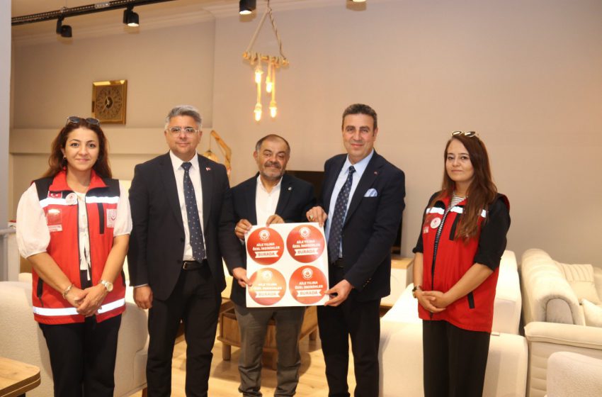  Esnaftan Evlenecek Çiftlere Büyük Destek