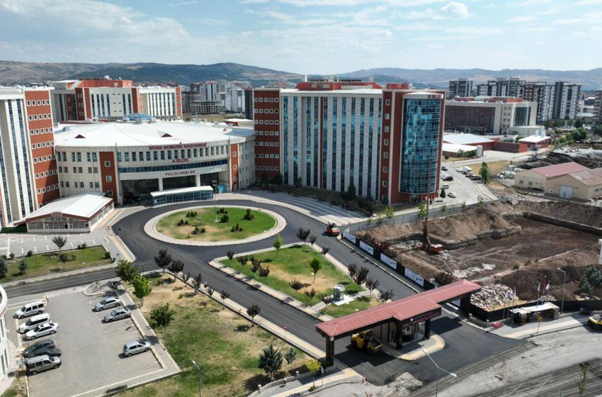  Hastanede Yeni İdari Bina Çalışmaları Başladı
