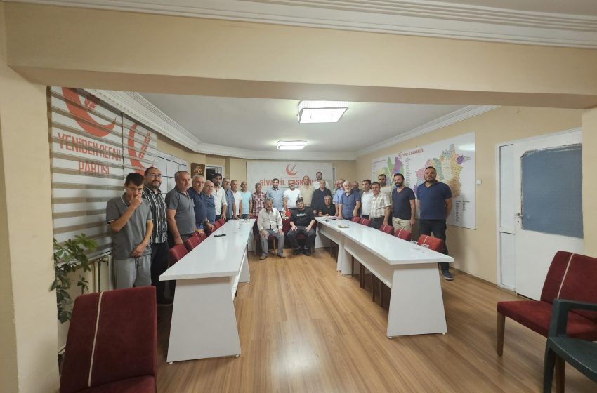Yeniden Refah Partisi Sivas Merkez İlçe Teşkilatı Görevinden Ayrıldı