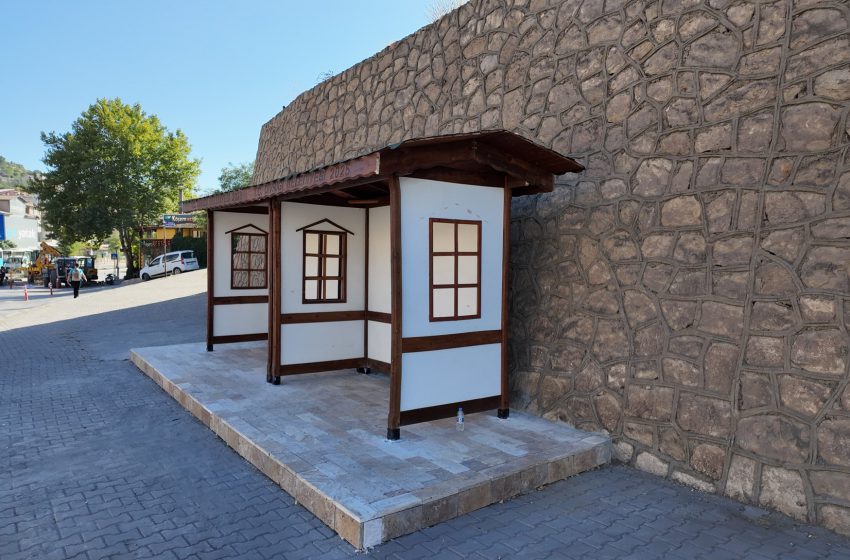  Divriği’de Tarihi Dokuya Uygun Yeni Duraklar Hizmete Girdi