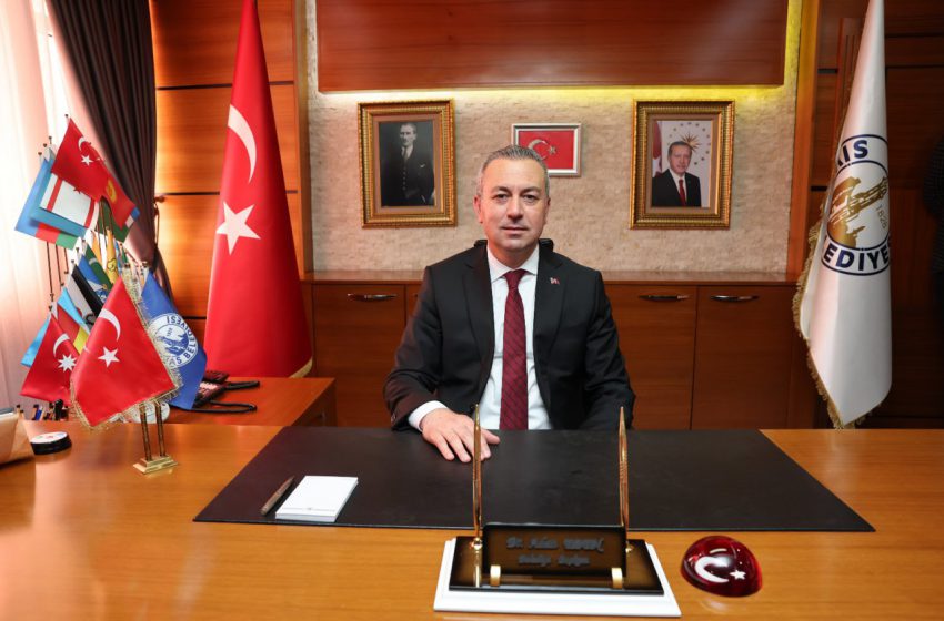  Sivas Belediyesi’nden Üniversite Öğrencilerine Eğitim Desteği