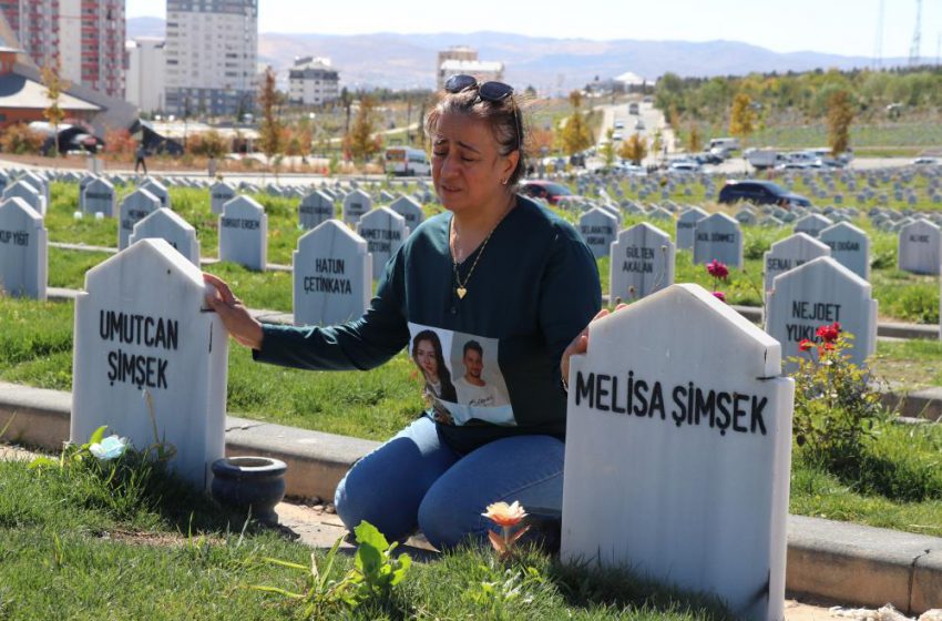  İki çocuğu vahşice öldürülen acılı anne duruşma öncesi destek istedi: “Yalnız kalmak istemiyorum”