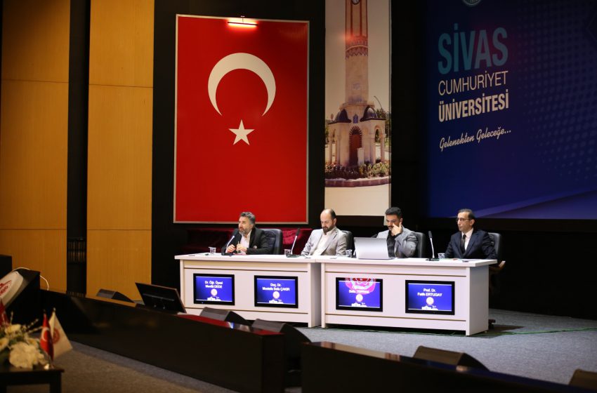 “İlk Ders: Gazze” Paneliyle Öğrenciler ve Akademisyenler İnsanlık Bilincini Tartıştı