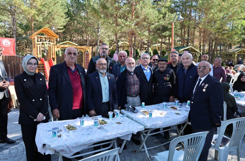  Şehit Aileleri ve Gaziler İçin Düzenlenen Pikniğe Yoğun Katılım