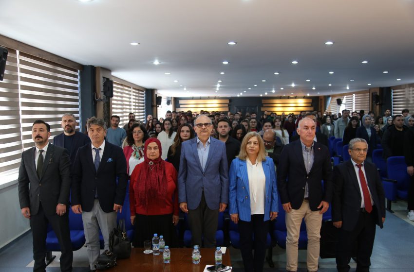  Türkiye’nin Küresel Ekonomideki Yeri “İktisat Söyleşilerinde Masaya Yatırıldı