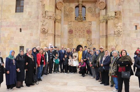 Vali Şimşek: “Divriği, Sivas’ın Kültürel Kalbidir”