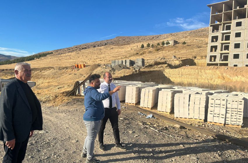  Başkan Akbaş, TOKİ Konutları Şantiyesini İnceledi