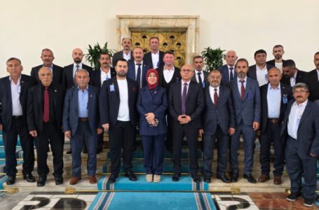 Milletvekili Rukiye Toy, Sivaslı Muhtarları TBMM’de Ağırladı