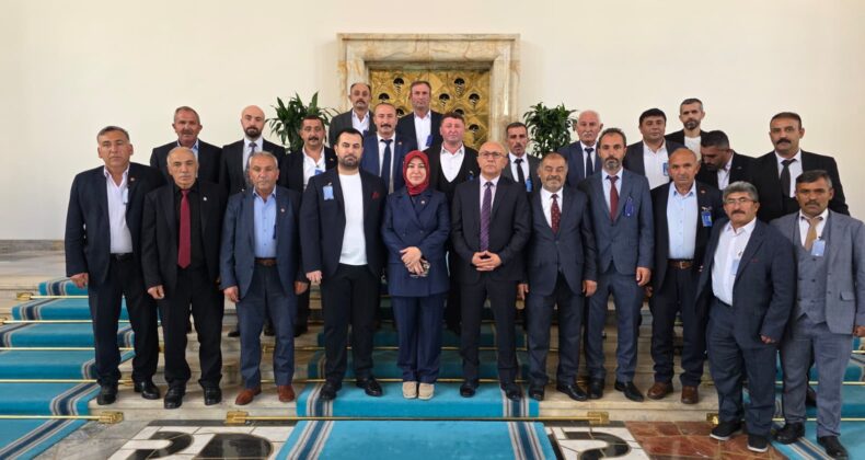  Milletvekili Rukiye Toy, Sivaslı Muhtarları TBMM’de Ağırladı