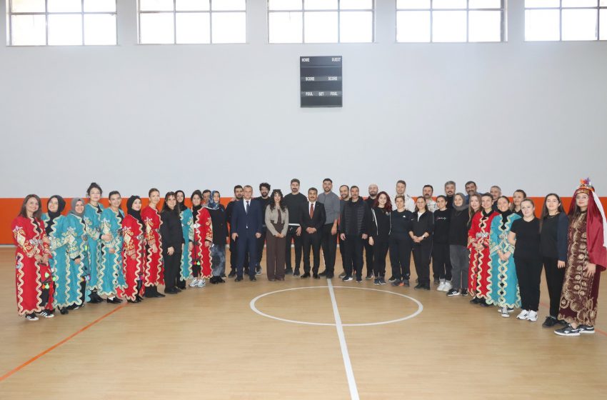  Sivas’ta “Maarif Halk Danslar Topluluğu” Kuruldu