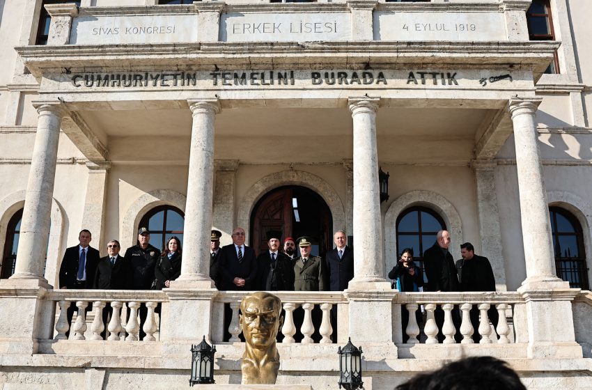  Atatürk’ün Sivas’tan Ayrılışı Temsili Olarak Canlandırıldı