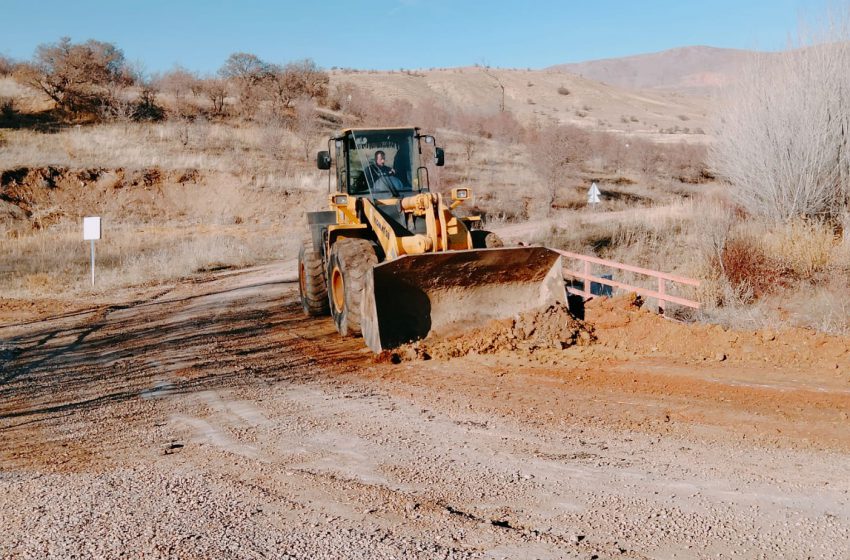  Divriği İkizbaşak–Duruköy Yolunda Islah Çalışmaları Sürüyor