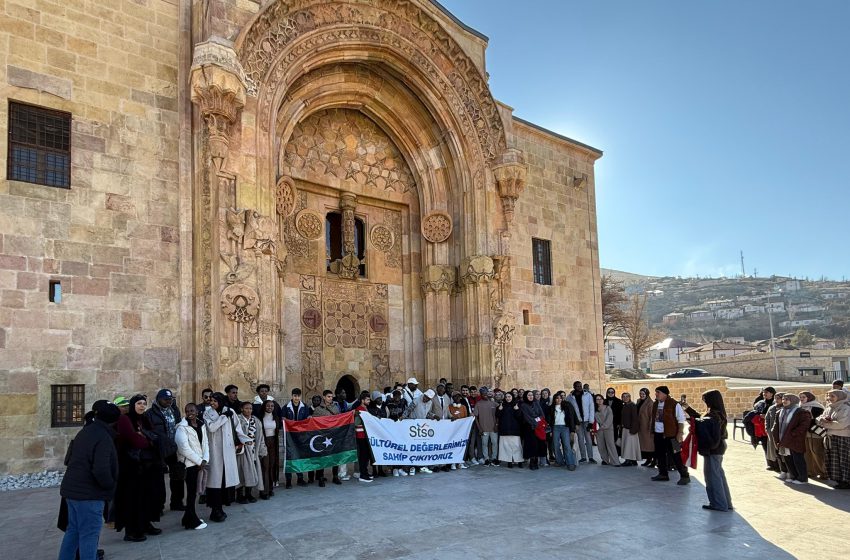  Divriği’nin Tarihi ve Doğası Öğrencilerle Buluştu