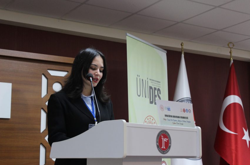  Eğitim Fakültesinde Yeni Nesil Öğretmenlik Anlatıldı