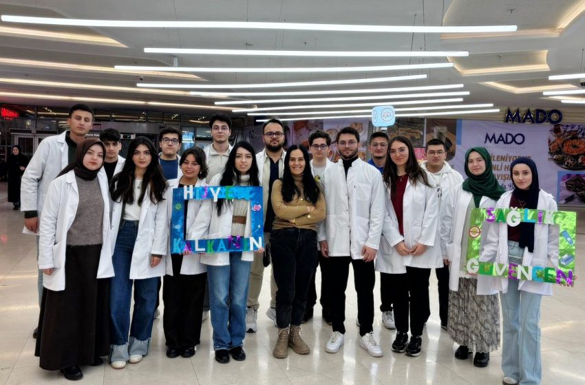  Öğrencilerden Bulaşıcı Hastalıklara Karşı Bilinçlendirme Çalışması