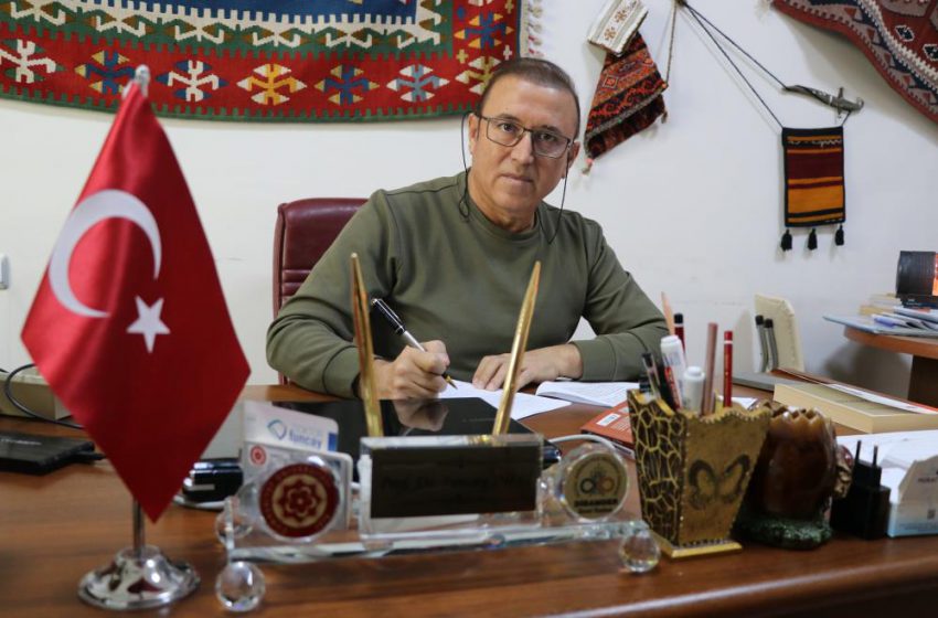  Sosyal medya bağımlılığı beyni çürütüyor