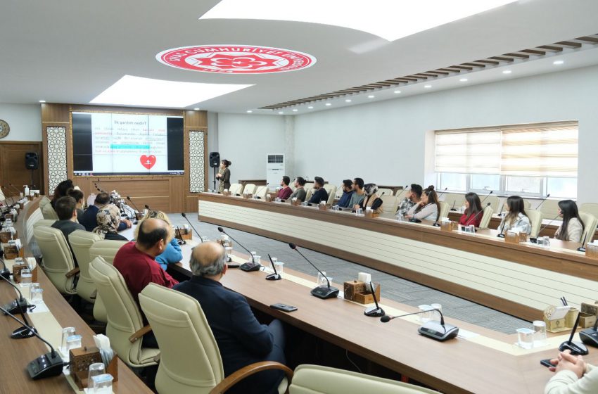  Üniversite Personeline Uygulamalı İlk Yardım ve Yangın Eğitimi