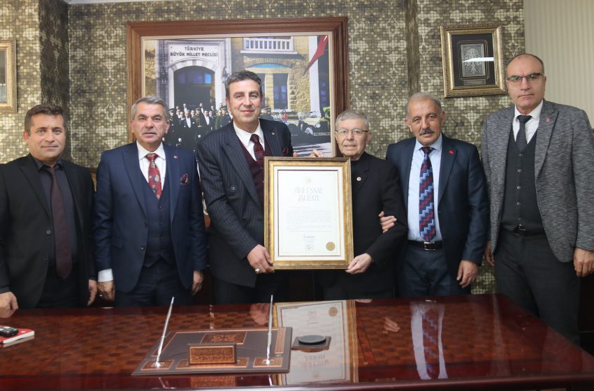  Sivas Ahisi Mustafa Taşseten’e Ahilik Beratı Takdim Edildi