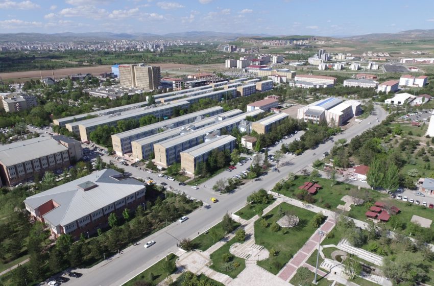  Sivas Cumhuriyet Üniversitesi Enerjide Sürdürülebilirliğe Geçiyor