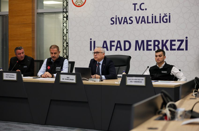  Vali Şimşek: “Tüm Ekiplerimiz 7/24 Görev Başında”