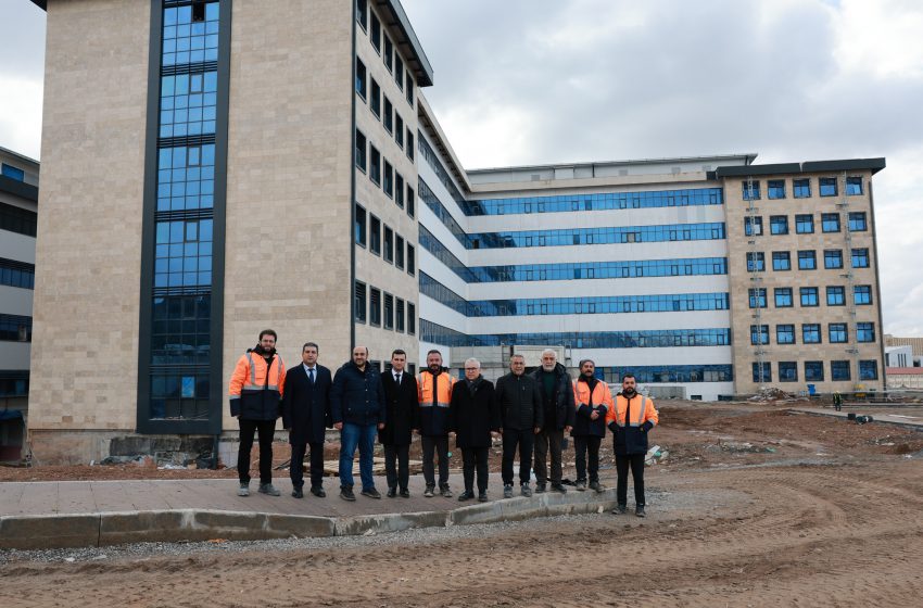  1071 Yatak Kapasiteli Hastane Projesinde Çalışmalar Sürüyor