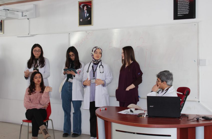  SCÜ’lü Öğrencilerden Sağlık Hizmeti Kullanımına Farkındalık